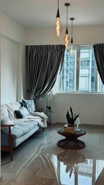 The Princeton, 2 Ewe Boon Road, 2 Bedrooms, 861 sqft, Apartment For Sale, by May Li, 500189420 - Living Room - PropertyGuru.com.sg