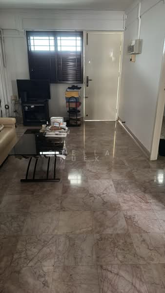 225 Lorong 8 Toa Payoh, 225 Lorong 8 Toa Payoh, Room Rental, 130 sqft, HDB Flat For Rent, by Stella Kuek, 500189427 - Living Room - PropertyGuru.com.sg