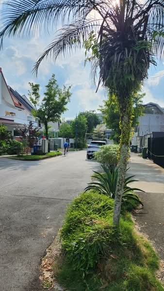 serangoon garden estate, Berwick Drive, Tavistock Ave, 3 Bedrooms, 3,000 sqft, Semi-Detached House For Sale, by Lindy Wong, 500189428 - PropertyGuru.com.sg