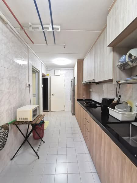 181 Stirling Road, 181 Stirling Road, 3 Bedrooms, 1,022 sqft, HDB Flat For Sale, by Cassandra Ng, 500189438 - Kitchen - PropertyGuru.com.sg