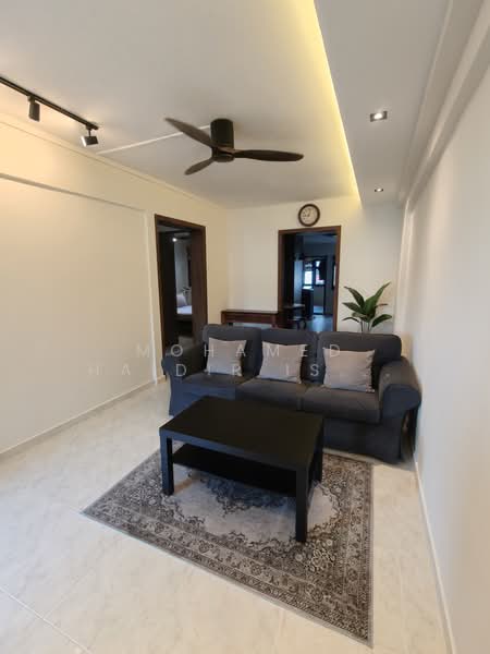 26 Teck Whye Lane, 26 Teck Whye Lane, 2 Bedrooms, 796 sqft, HDB Flat For Sale, by Mohamed Haidir Ismail, 500189439 - Living Room - PropertyGuru.com.sg