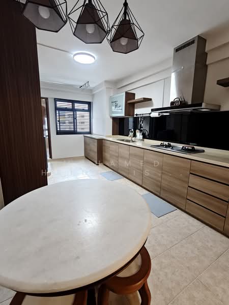26 Teck Whye Lane, 26 Teck Whye Lane, 2 Bedrooms, 796 sqft, HDB Flat For Sale, by Mohamed Haidir Ismail, 500189439 - Kitchen - PropertyGuru.com.sg