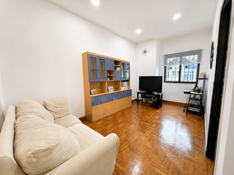 Villa Verde, Verde Crescent, 5 Bedrooms, 3,000 sqft, Terraced House For Sale, by Cleon Lim, 500189448 - Living Room - PropertyGuru.com.sg