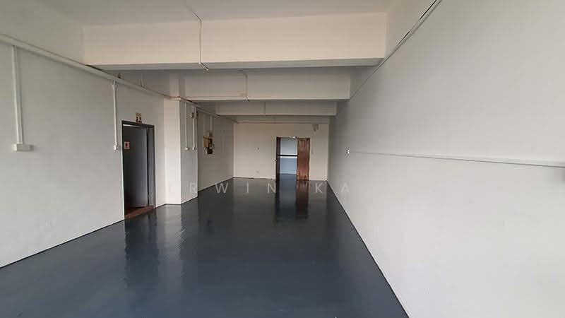 Halcyon 1, 39A Jalan Pemimpin, 1,000 sqft, Light Industrial (B1) For Rent, by Irwin Kao, 500189450 - Interior - CommercialGuru.com.sg