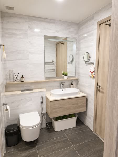 The Alps Residences, Tampines Avenue 10, 2 Bedrooms, 689 sqft, Condominium For Rent, by Crystal Ho, 500189453 - Bathroom - PropertyGuru.com.sg