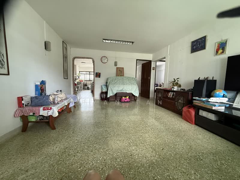 7 Lorong Lew Lian, 7 Lorong Lew Lian, 3 Bedrooms, 1,055 sqft, HDB Flat For Sale, by Bryan Tan, 500189459 - Living Room - PropertyGuru.com.sg