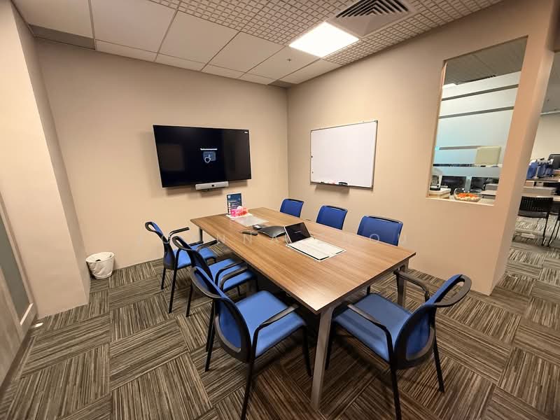 Bugis Junction Towers, 230 Victoria Street, 3,713 sqft, Office For Rent, by Joanna Zhou, 500189498 - Interior - CommercialGuru.com.sg