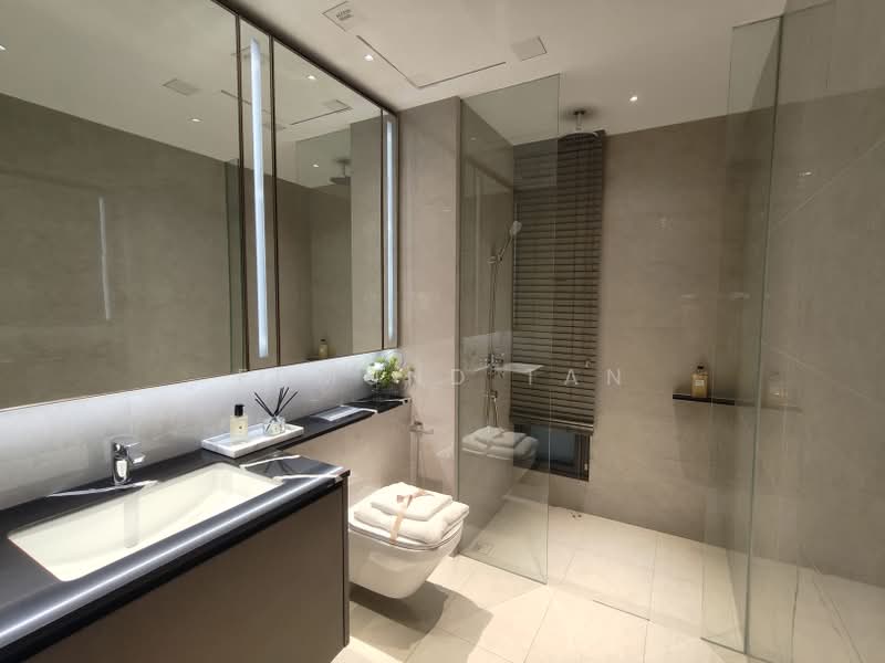 One Marina Gardens, 3 Marina Gardens Lane, 3 Bedrooms, 969 sqft, Apartment For Sale, by Edmund Tan, 500189502 - Bathroom - PropertyGuru.com.sg
