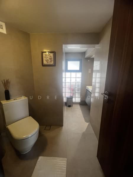 Reno 3.5 Storey Detached @ Stirling Road, Shepherds Drive, Merino Crescent, Queenstown MRT, Stirling Road, Shepherds Drive, Merino Crescent, Queenstown MRT, 10+ Bedrooms, 9,000 sqft, Detached House For Sale, by Audrey Wong, 500189504 - Bathroom - PropertyGuru.com.sg