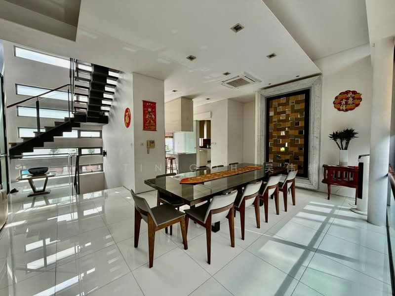 Move-in Ready ‼️ FH Detached near Lorong Chuan MRT 🔥 mins to NEX & Schools, Braddell Heights Estate, 7 Bedrooms, 6,000 sqft, Detached House For Sale, by Martin Goh 吴伟楠, 500189508 - Dining Room - PropertyGuru.com.sg