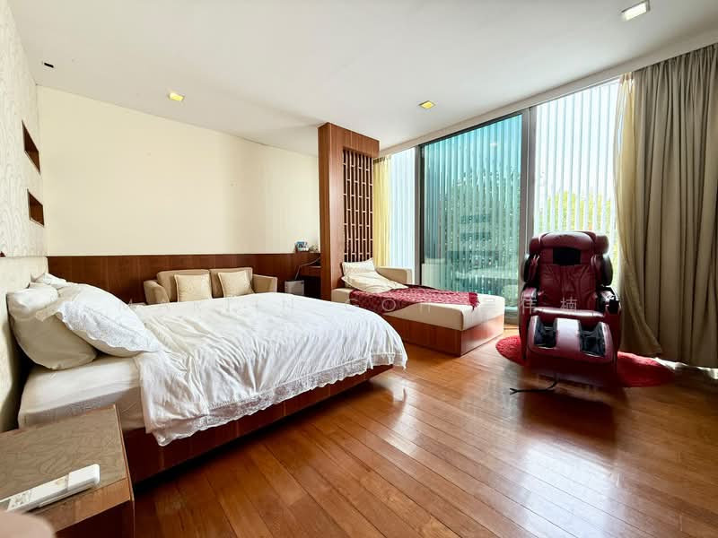 Move-in Ready ‼️ FH Detached near Lorong Chuan MRT 🔥 mins to NEX & Schools, Braddell Heights Estate, 7 Bedrooms, 6,000 sqft, Detached House For Sale, by Martin Goh 吴伟楠, 500189508 - Bedroom - PropertyGuru.com.sg