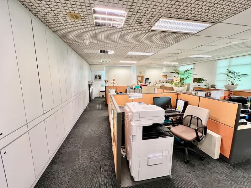 Bugis Junction Towers, 230 Victoria Street, 1,280 sqft, Office For Rent, by Joanna Zhou, 500189510 - Interior - CommercialGuru.com.sg