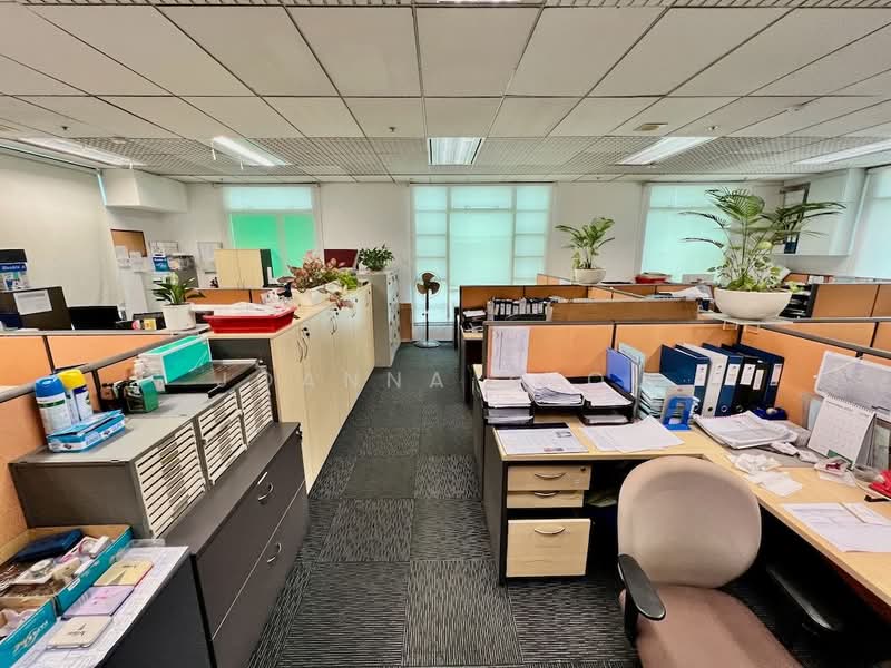 Bugis Junction Towers, 230 Victoria Street, 1,280 sqft, Office For Rent, by Joanna Zhou, 500189510 - Interior - CommercialGuru.com.sg