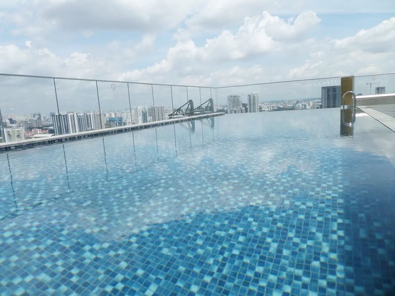 DUO Residences, 1 Fraser Street, 3 Bedrooms, 1,722 sqft, Apartment For Sale, by Ling Wong 王秀玲, 500189532 - Pool - PropertyGuru.com.sg