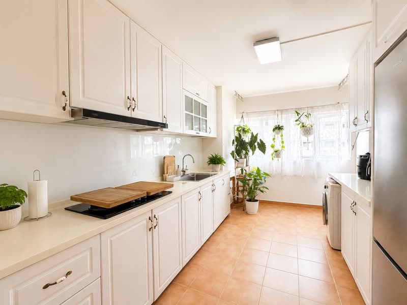 204 Ang Mo Kio Avenue 3, 204 Ang Mo Kio Avenue 3, 3 Bedrooms, 990 sqft, HDB Flat For Sale, by Gaynor Lim, 500189538 - Kitchen - PropertyGuru.com.sg
