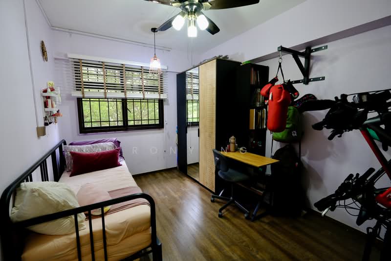 461 Clementi Avenue 3, 461 Clementi Avenue 3, 3 Bedrooms, 968 sqft, HDB Flat For Sale, by Rony Ng, 500189550 - Bedroom - PropertyGuru.com.sg