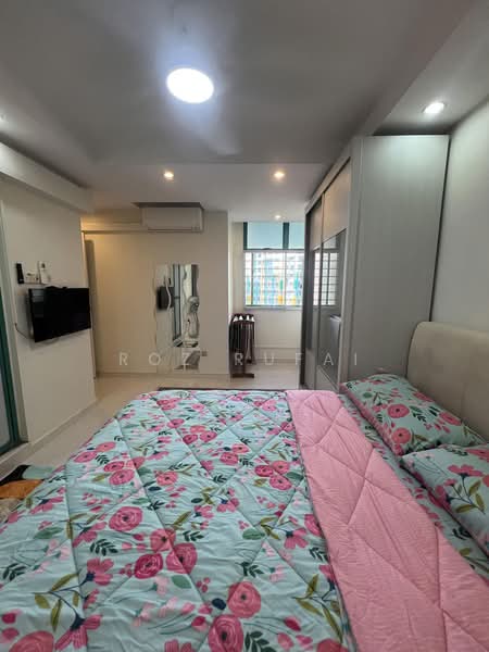 484 Segar Road, 484 Segar Road, 3 Bedrooms, 1,184 sqft, HDB Flat For Sale, by Roz Rufai, 500189556 - Bedroom - PropertyGuru.com.sg