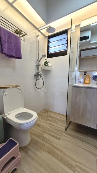 107A Bidadari Park Drive, 107A Bidadari Park Drive, 2 Bedrooms, 732 sqft, HDB Flat For Sale, by Shawn Leow, 500189571 - Bathroom - PropertyGuru.com.sg