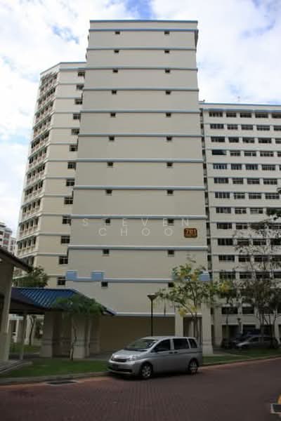 761 Jurong West Street 74, 761 Jurong West Street 74, Room Rental, 120 sqft, HDB Flat For Rent, by Steven Choo, 500189573 - Exterior - PropertyGuru.com.sg