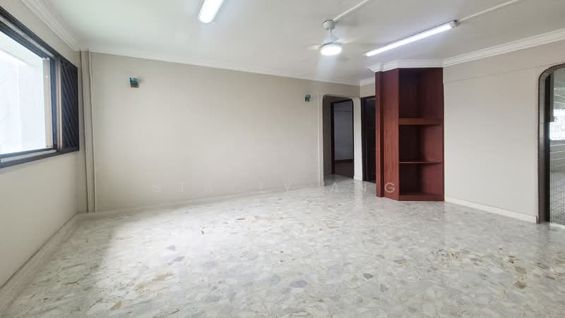 6 Lorong Lew Lian, 6 Lorong Lew Lian, 3 Bedrooms, 990 sqft, HDB Flat For Sale, by Stacey Ang, 500189576 - Bright and Spacious Living Area - PropertyGuru.com.sg