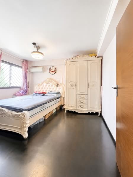 2 Saint George's Road, 2 Saint George's Road, 2 Bedrooms, 635 sqft, HDB Flat For Sale, by Kerin Ang, 500189577 - Bedroom - PropertyGuru.com.sg