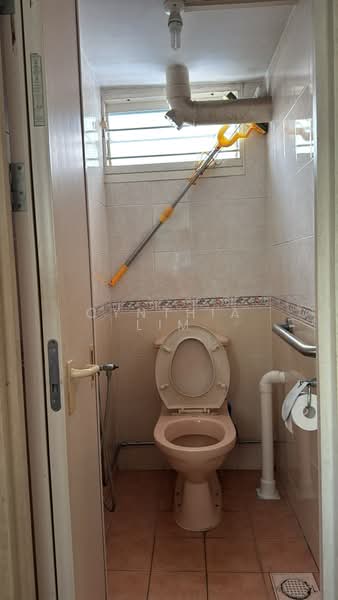 34 Whampoa West, 34 Whampoa West, Room Rental, 150 sqft, HDB Flat For Rent, by Cynthia Lim, 500189582 - Bathroom - PropertyGuru.com.sg