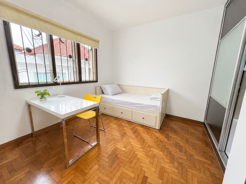 Villa Verde, Verde Crescent, Room Rental, 265 sqft, Terraced House For Rent, by Cleon Lim, 500189600 - Bedroom - PropertyGuru.com.sg