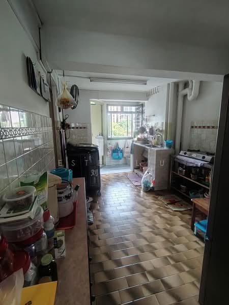 21 Dover Crescent, 21 Dover Crescent, 2 Bedrooms, 700 sqft, HDB Flat For Sale, by Estee Liu 刘轩宁, 500189606 - Kitchen - PropertyGuru.com.sg