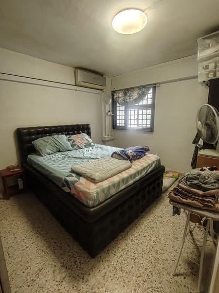 21 Dover Crescent, 21 Dover Crescent, 2 Bedrooms, 700 sqft, HDB Flat For Sale, by Estee Liu 刘轩宁, 500189606 - Bedroom - PropertyGuru.com.sg