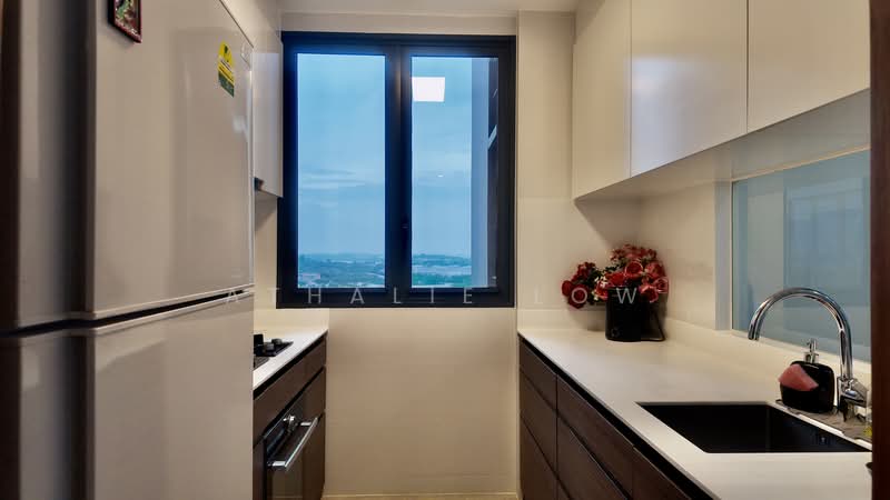 Parc Botannia, 10 Fernvale Street, 3 Bedrooms, 872 sqft, Condominium For Rent, by Athalie Low, 500189614 - Kitchen - PropertyGuru.com.sg
