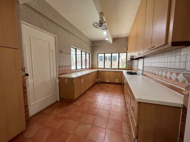 Coronation Road West Vicinity, Jalan Lim Tai See, 5 Bedrooms, 6,000 sqft, Bungalow House For Rent, by Michele Cabasug, 500189621 - PropertyGuru.com.sg