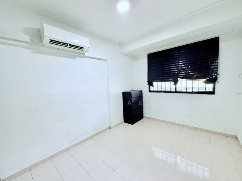424 Bukit Batok West Avenue 2, 424 Bukit Batok West Avenue 2, 2 Bedrooms, 689 sqft, HDB Flat For Rent, by Ayoob Marican, 500189623 - Interior - PropertyGuru.com.sg