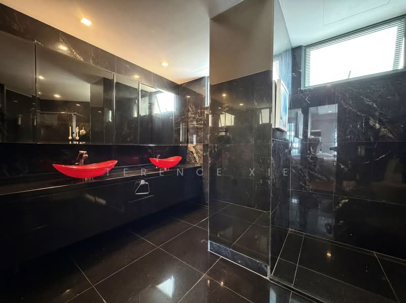 Yew Mei Green, 52 Choa Chu Kang North 6, 3 Bedrooms, 1,410 sqft, Condominium For Sale, by Terence Xie, 500189627 - Bathroom - PropertyGuru.com.sg