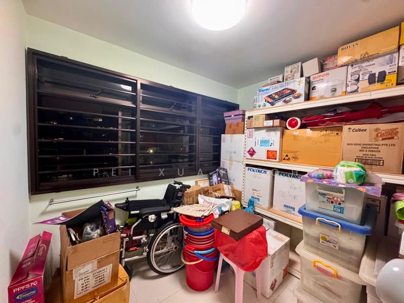 9 Lorong 7 Toa Payoh, 9 Lorong 7 Toa Payoh, 2 Bedrooms, 710 sqft, HDB Flat For Sale, by Pei Xuan Goh, 500189630 - Interior - PropertyGuru.com.sg