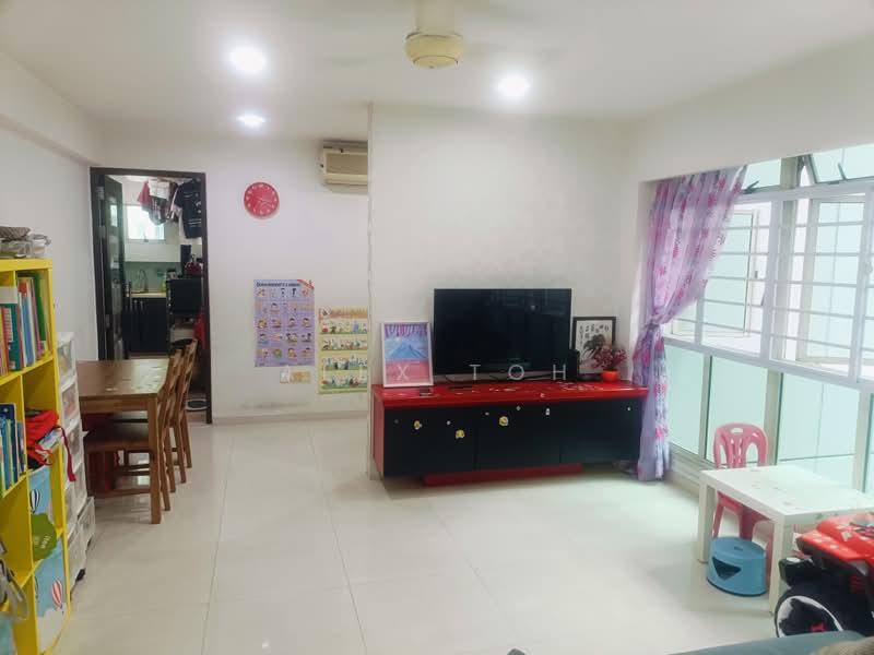 173C Punggol Field, 173C Punggol Field, 3 Bedrooms, 969 sqft, HDB Flat For Sale, by Alex Toh, 500189633 - Living Room - PropertyGuru.com.sg