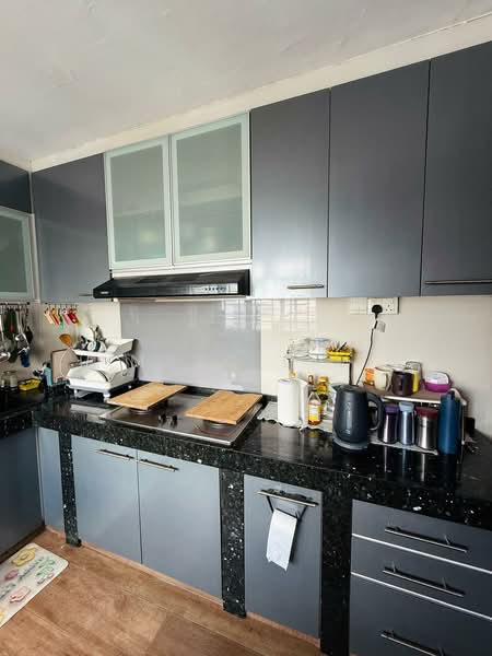 796 Yishun Ring Road, 796 Yishun Ring Road, 3 Bedrooms, 1,302 sqft, HDB Flat For Sale, by Marc Lim, 500189659 - Kitchen - PropertyGuru.com.sg