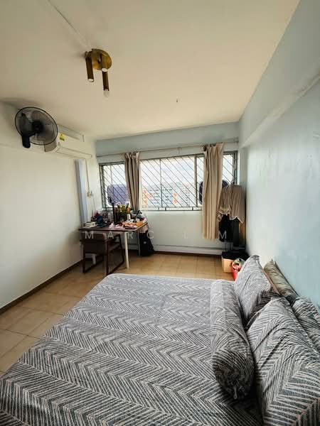 796 Yishun Ring Road, 796 Yishun Ring Road, 3 Bedrooms, 1,302 sqft, HDB Flat For Sale, by Marc Lim, 500189659 - Bedroom - PropertyGuru.com.sg