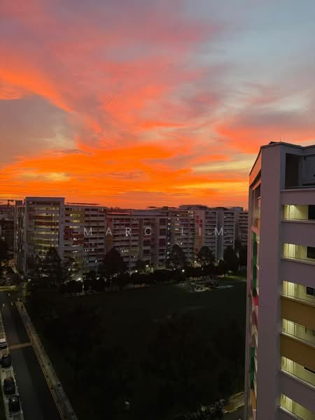 796 Yishun Ring Road, 796 Yishun Ring Road, 3 Bedrooms, 1,302 sqft, HDB Flat For Sale, by Marc Lim, 500189659 - Sunset Unblocked Views - Golden Hour - PropertyGuru.com.sg