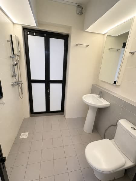 807A Choa Chu Kang Avenue 1, 807A Choa Chu Kang Avenue 1, 1 Bedroom, 505 sqft, HDB Flat For Sale, by Josephine Teo, 500189669 - Bathroom - PropertyGuru.com.sg