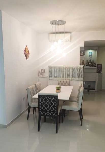 Sol Acres, 8 Choa Chu Kang Grove, 3 Bedrooms, 1,066 sqft, Executive Condominium For Sale, by Soon Wei Jie, 500189670 - Dining Room - PropertyGuru.com.sg
