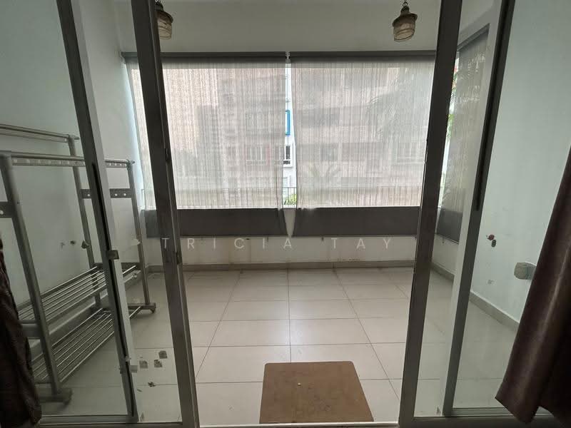 Mi Casa, 315 Choa Chu Kang Avenue 3, Dairy Farm / Bukit Panjang / Choa Chu Kang, Room Rental, 150 sqft, Condominium For Rent, by Tricia Tay, 500189672 - Balcony - PropertyGuru.com.sg