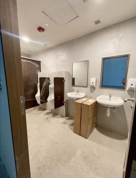 Stellar @ Tampines, 12 Tampines North Drive 4, 1,830 sqft, Factory / Workshop (B2) For Rent, by Kitt 傅凡袀, 500189676 - Bathroom - CommercialGuru.com.sg