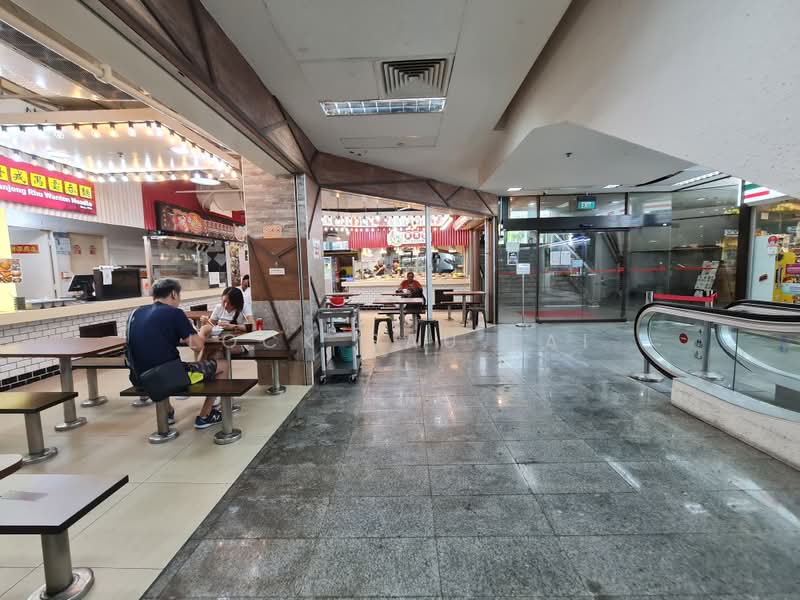 Midpoint Orchard, 220 Orchard Road, 226 sqft, Mall Shop For Sale, by Lock Sau Lai, 500189677 - Interior - CommercialGuru.com.sg