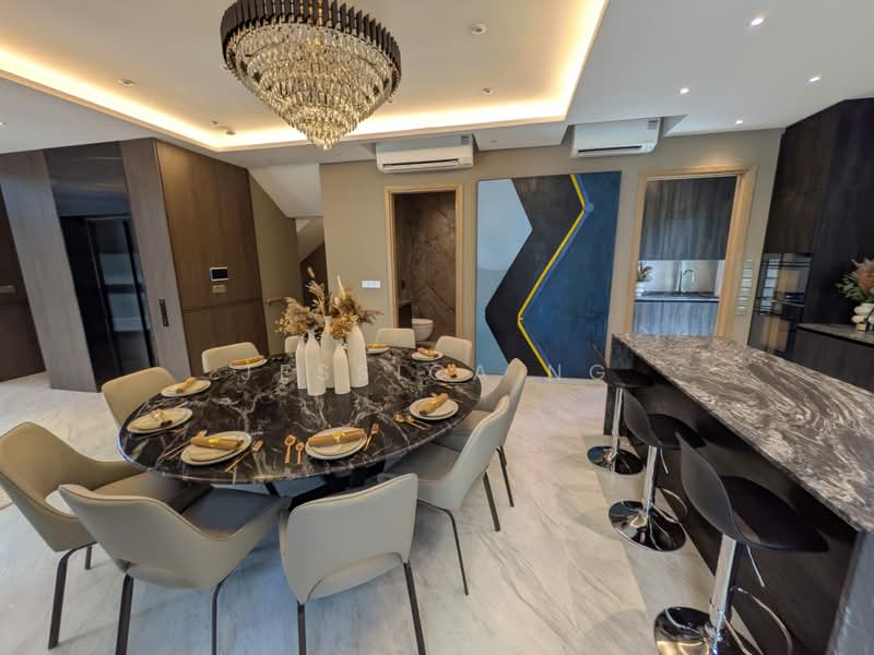 Moulmein, Novena, Bukit Timah, , 6 Bedrooms, 6,900 sqft, Corner Terrace For Sale, by Jessica Ng, 500189682 - Dining Room - PropertyGuru.com.sg