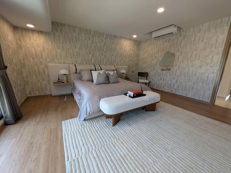 Moulmein, Novena, Bukit Timah, , 6 Bedrooms, 6,900 sqft, Corner Terrace For Sale, by Jessica Ng, 500189682 - Bedroom - PropertyGuru.com.sg