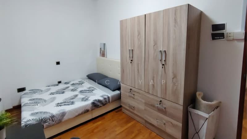 Botanic Gardens Mansion, 18 Taman Serasi, Room Rental, 150 sqft, Apartment For Rent, by Erica Yap, 500189683 - Bedroom - PropertyGuru.com.sg