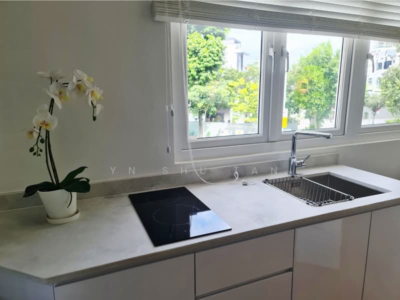 Beautifully Designed Studio with Attached Bathroom & Kitchenette near Kembangan MRT, Changi Road, Studio, 400 sqft, Shophouse For Rent, by Yn Shu Tan, 500189690 - Kitchen - PropertyGuru.com.sg