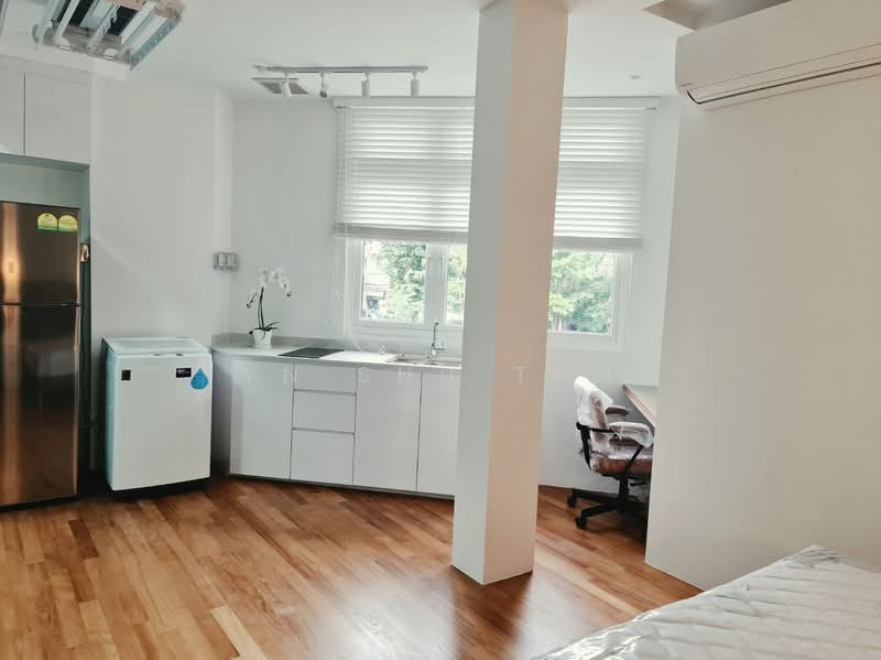Beautifully Designed Studio with Attached Bathroom & Kitchenette near Kembangan MRT, Changi Road, Studio, 400 sqft, Shophouse For Rent, by Yn Shu Tan, 500189690 - Kitchen - PropertyGuru.com.sg
