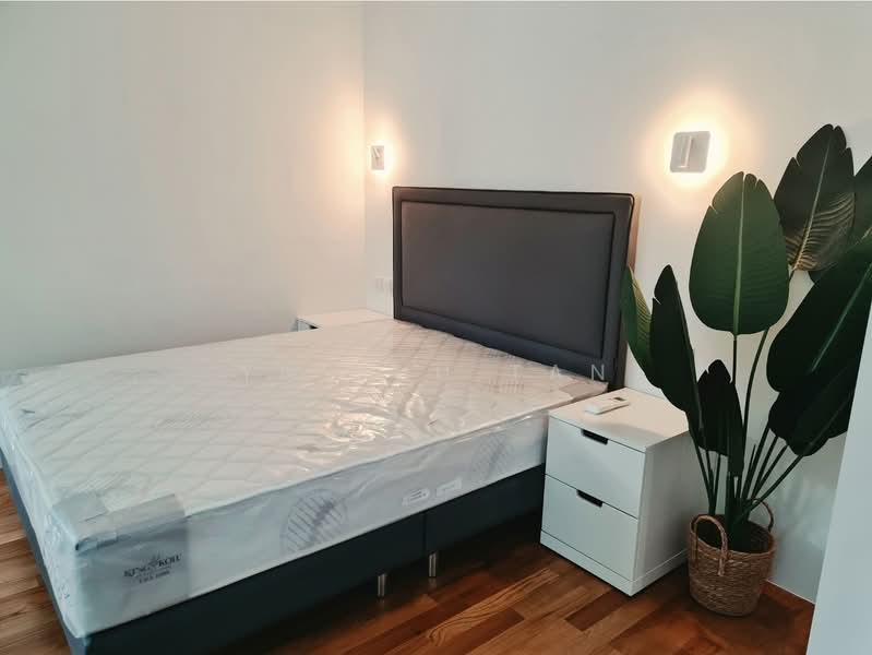 Beautifully Designed Studio with Attached Bathroom & Kitchenette near Kembangan MRT, Changi Road, Studio, 400 sqft, Shophouse For Rent, by Yn Shu Tan, 500189690 - Bedroom - PropertyGuru.com.sg