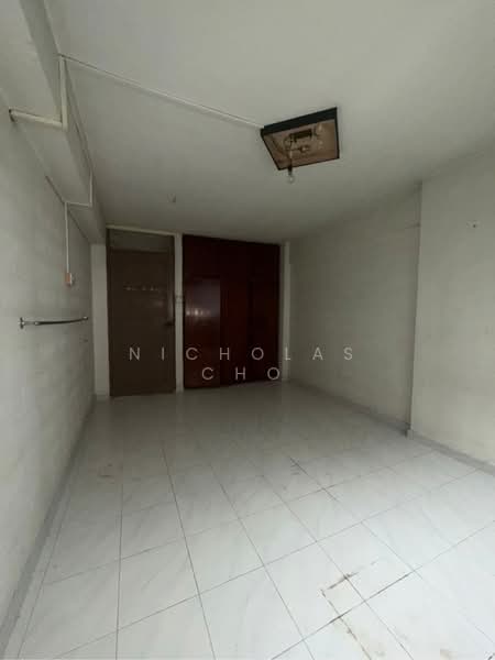 30 Marine Crescent, 30 Marine Crescent, 2 Bedrooms, 818 sqft, HDB Flat For Sale, by Nicholas Cho, 500189691 - PropertyGuru.com.sg